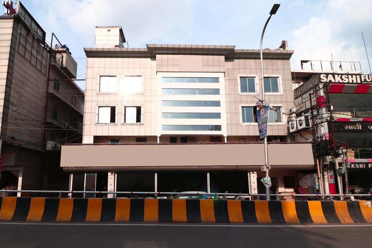 Hotel Deep Kānpur Exterior photo
