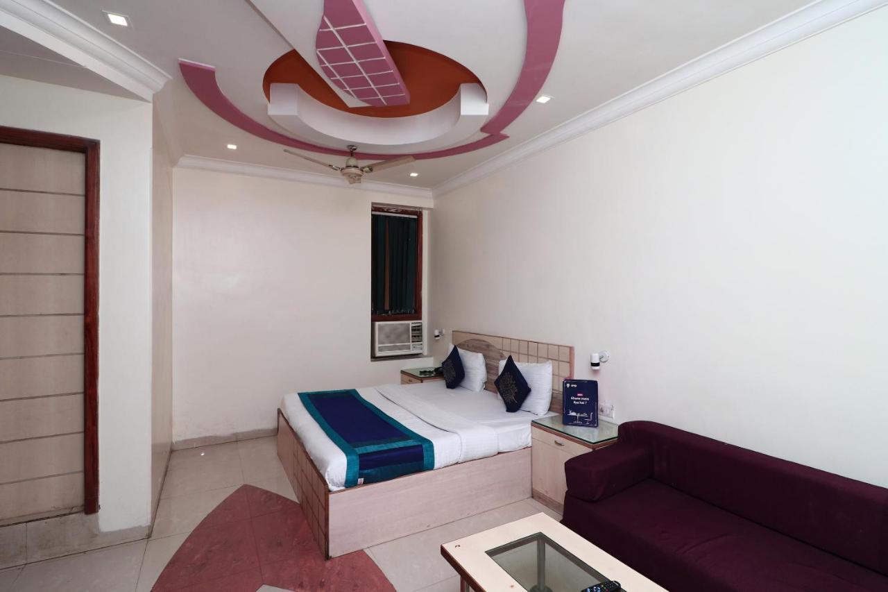 Hotel Deep Kānpur Exterior photo