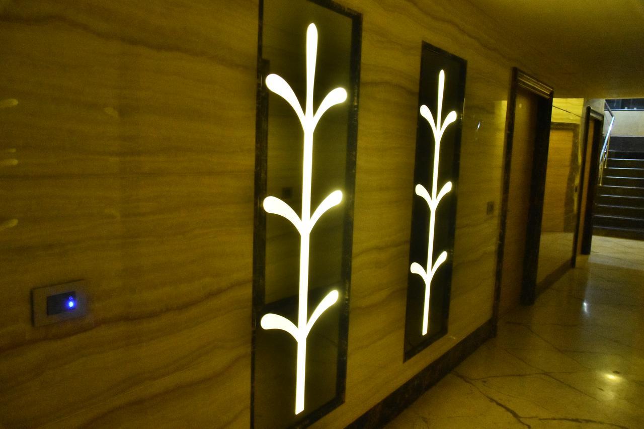Hotel Deep Kānpur Exterior photo
