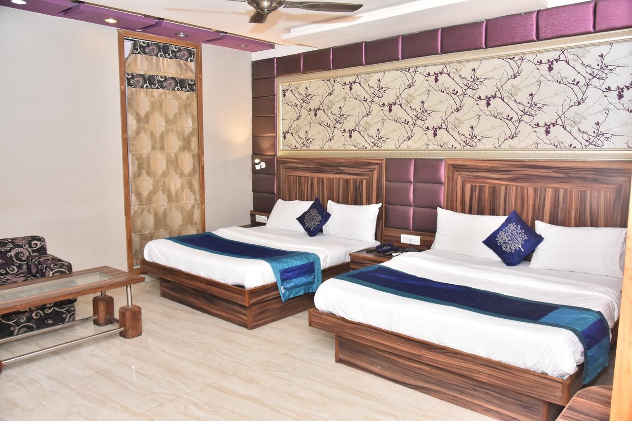 Hotel Deep Kānpur Exterior photo