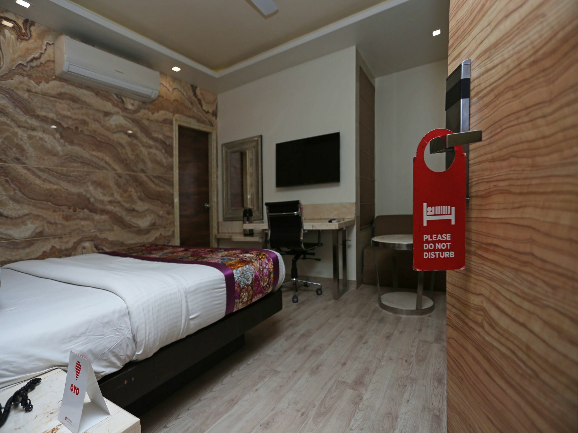 Hotel Deep Kānpur Exterior photo